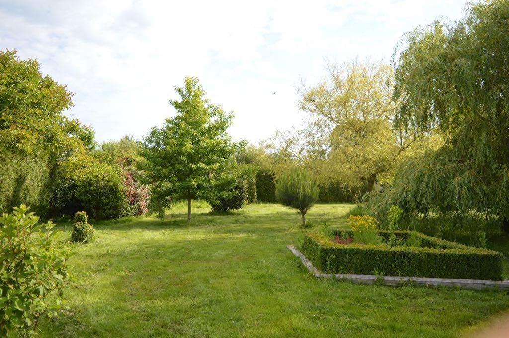 Bed and Breakfast Mont Voyageur Sains Zewnętrze zdjęcie